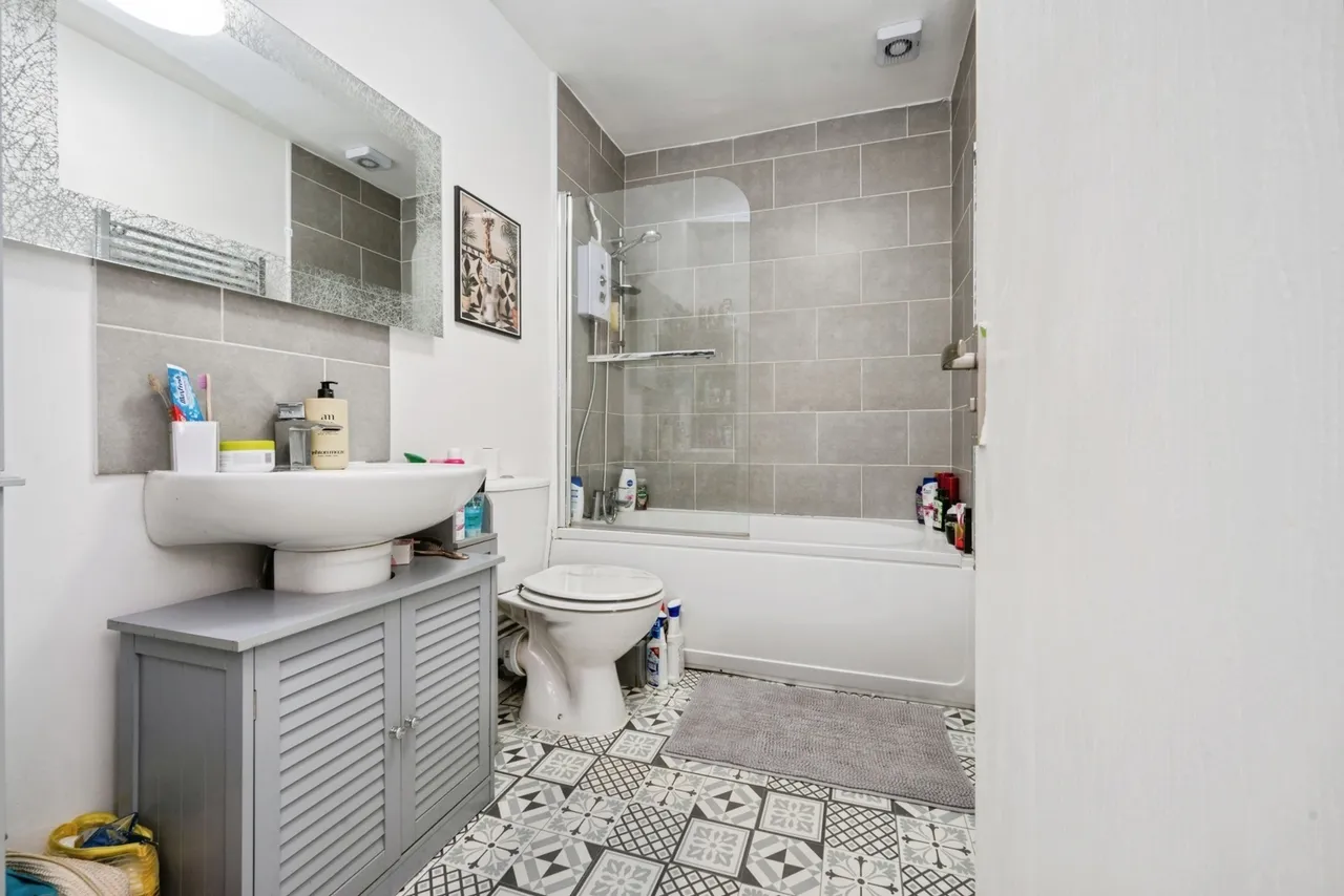 Kelvin Avenue, BEDFORD, Bedfordshire, MK42, photo 8