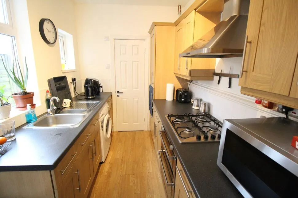 School Lane, Exhall, Warwickshire, CV7, photo 12