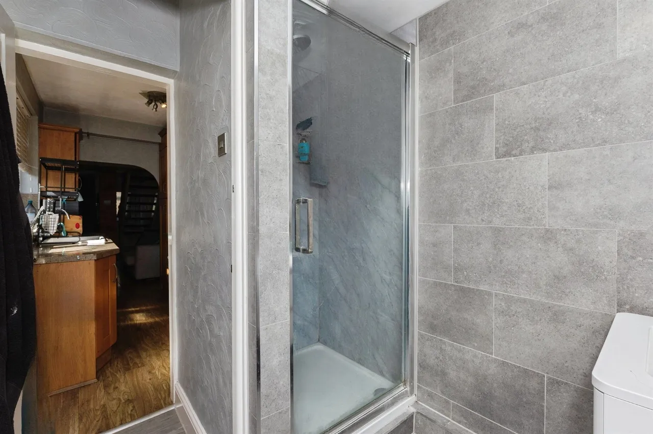 Gipsy Lane, Grays, RM17, photo 12