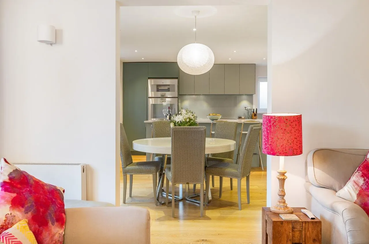 Stag Leys Close, Banstead, SM7 3AH, photo 14