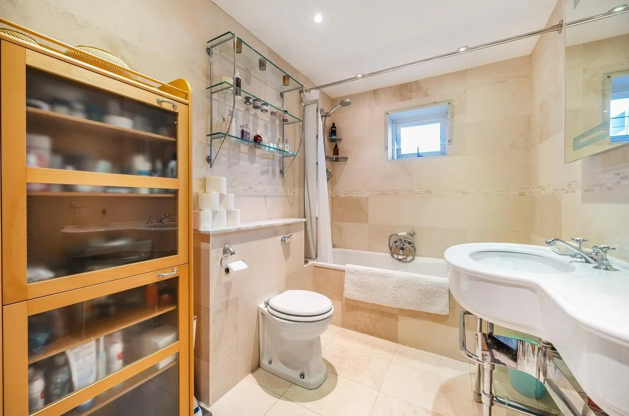 Stag Leys Close, Banstead, SM7 3AH, photo 17
