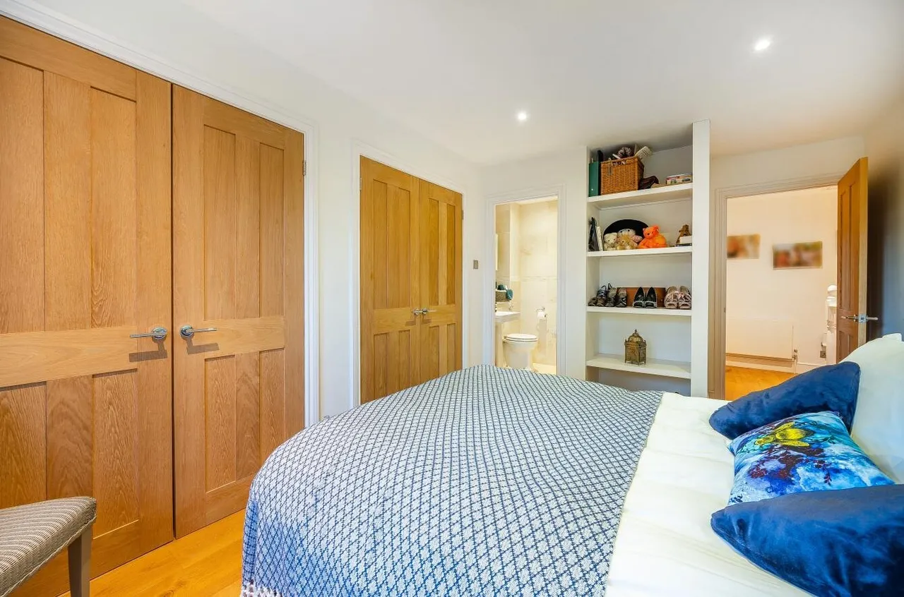 Stag Leys Close, Banstead, SM7 3AH, photo 22