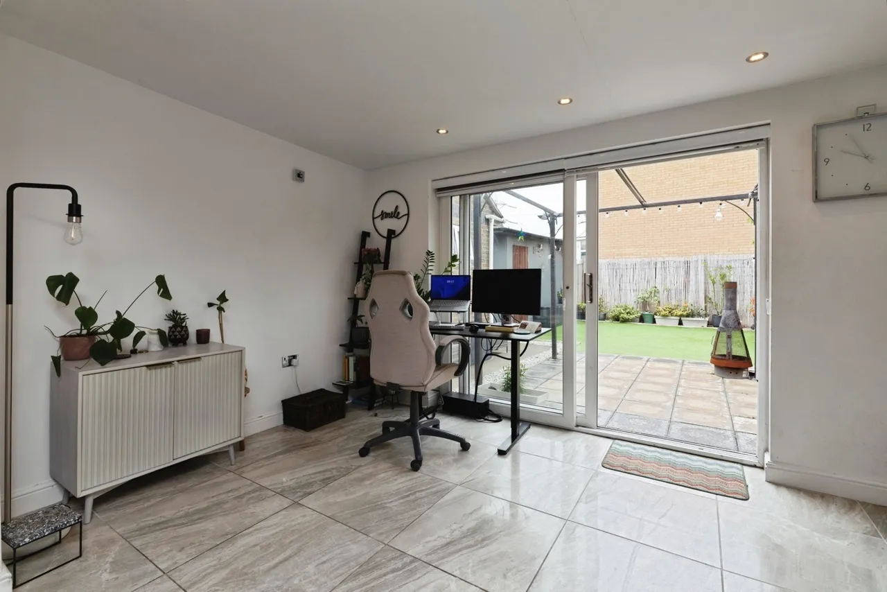 Atlantis Close, BARKING, Essex, IG11, photo 7