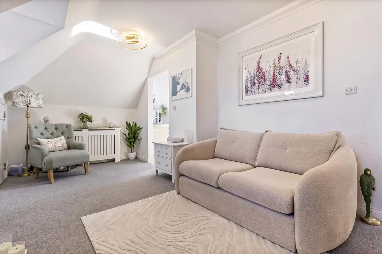 Marine House, 44 Wallace Avenue, Worthing, photo 5