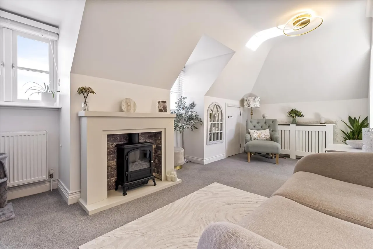 Marine House, 44 Wallace Avenue, Worthing, photo 3