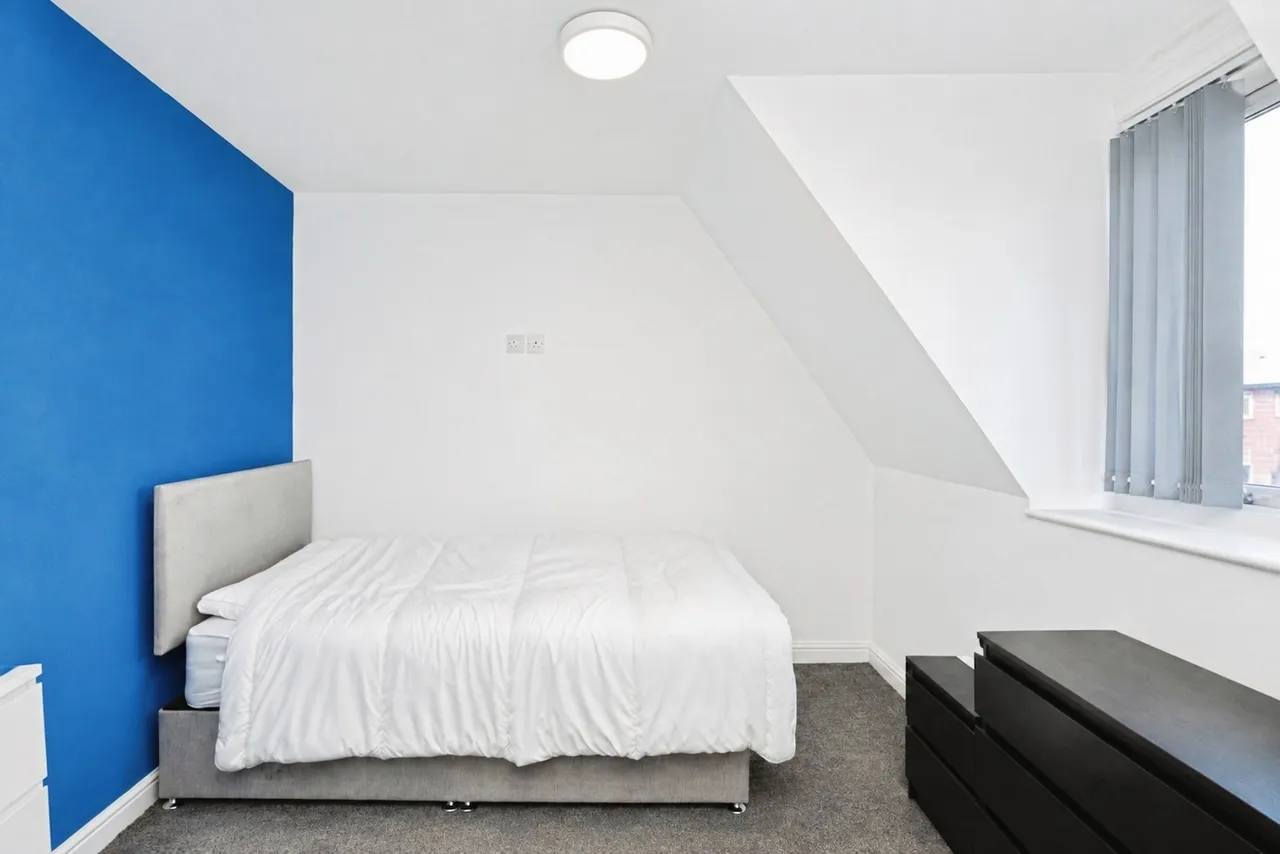 Robin Royd Lane, Mirfield, West Yorkshire, WF14, photo 20