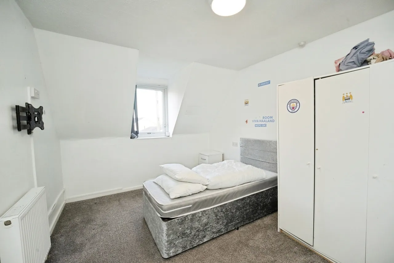 Robin Royd Lane, Mirfield, West Yorkshire, WF14, photo 6