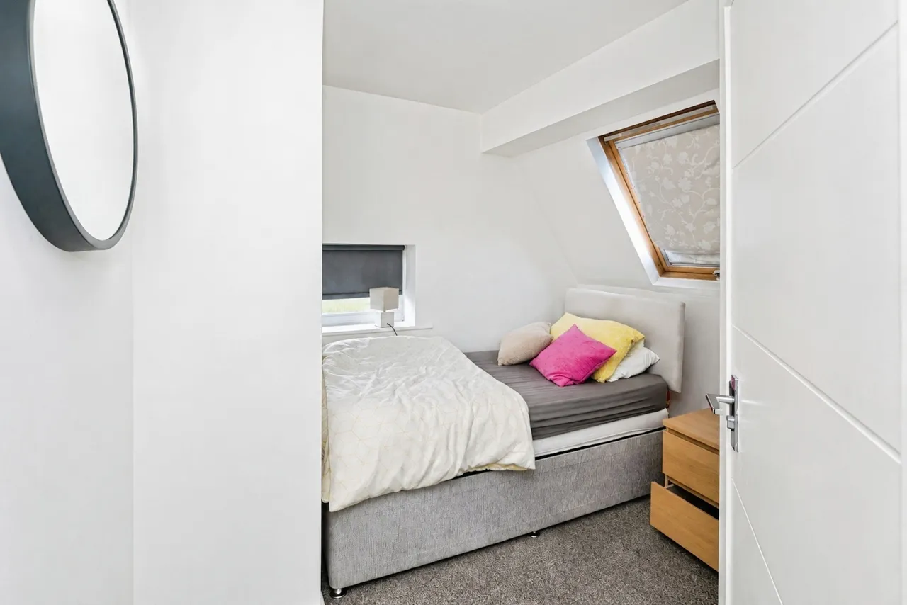 Robin Royd Lane, Mirfield, West Yorkshire, WF14, photo 8