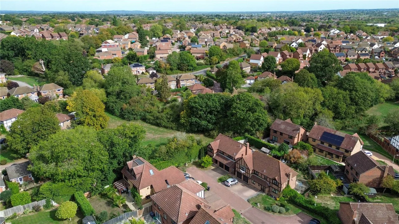 Uffcott Close, Lower Earley, RG6, photo 21