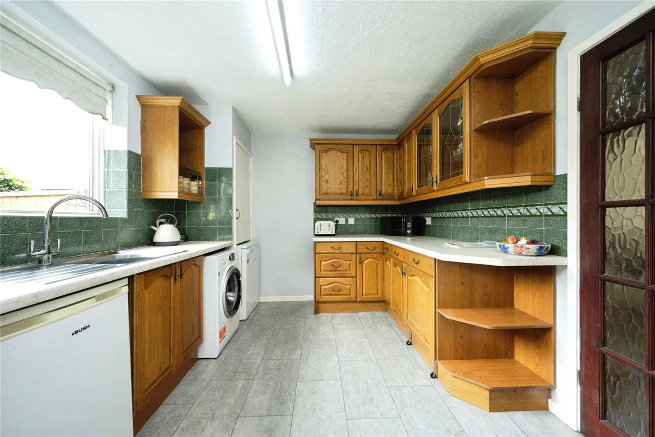 White Horse Close, LEIGHTON BUZZARD, Bedfordshire, LU7, photo 8