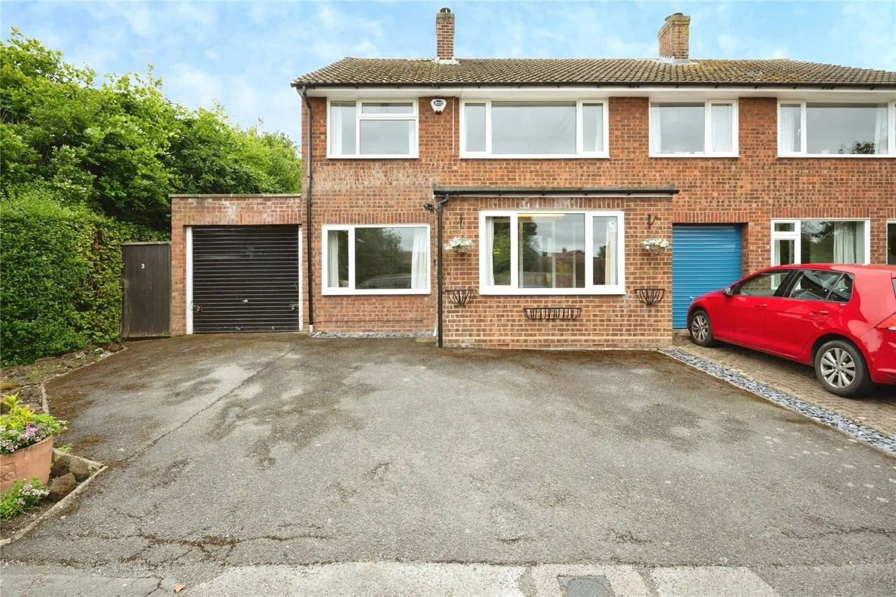3 bed house for sale — White Horse Close, LEIGHTON BUZZARD, Bedfordshire, LU7