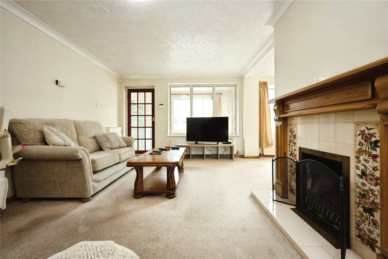 White Horse Close, LEIGHTON BUZZARD, Bedfordshire, LU7, photo 7