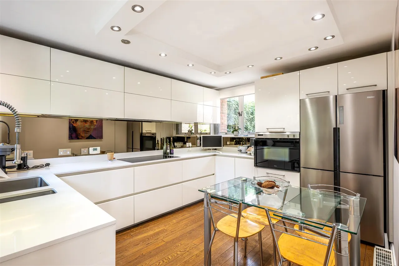 Birchwood Drive, Hampstead, London, NW3 7NB, photo 6