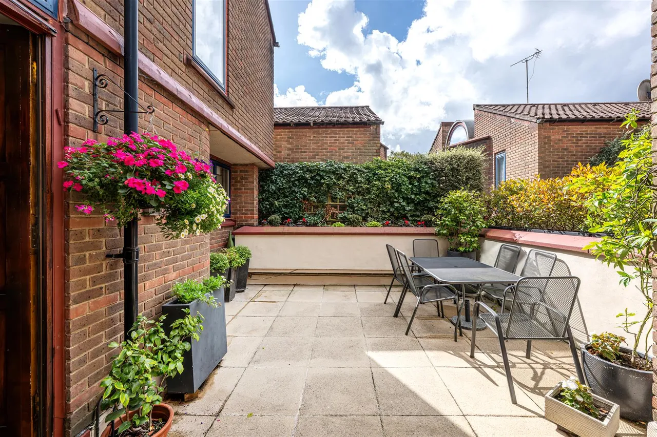Birchwood Drive, Hampstead, London, NW3 7NB, photo 8
