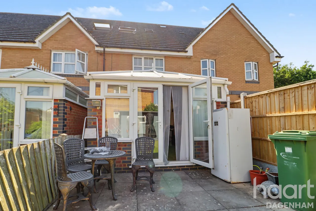 Seagull Close, Barking, IG11, photo 14