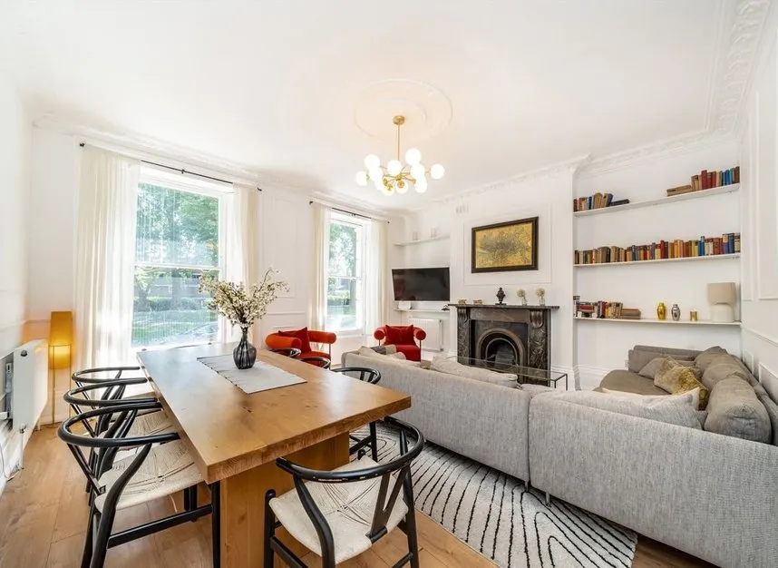 4 bed flat for sale — Oakley Square, Camden Town, NW1