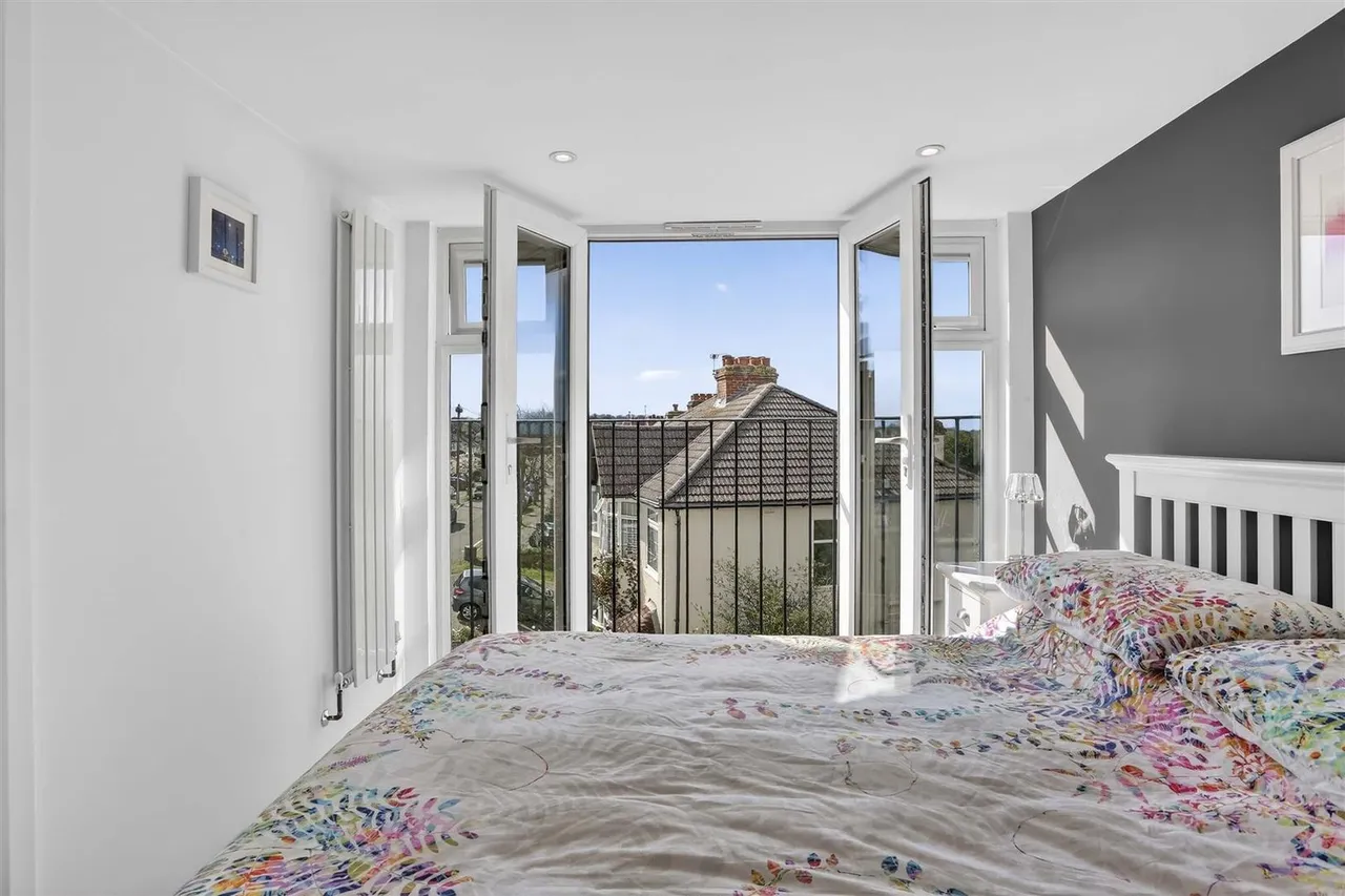Fieldsend Road, Cheam, SM3 8PA, photo 4