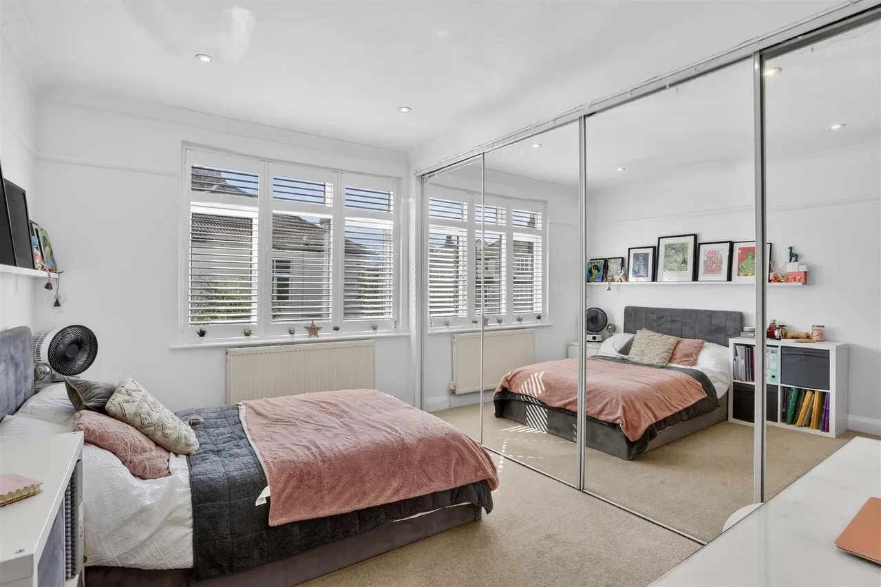 Fieldsend Road, Cheam, SM3 8PA, photo 24