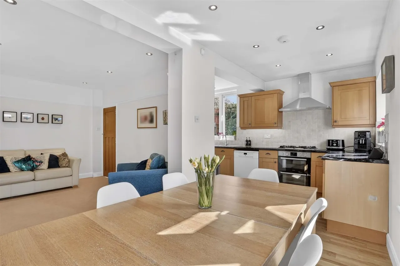 Fieldsend Road, Cheam, SM3 8PA, photo 7