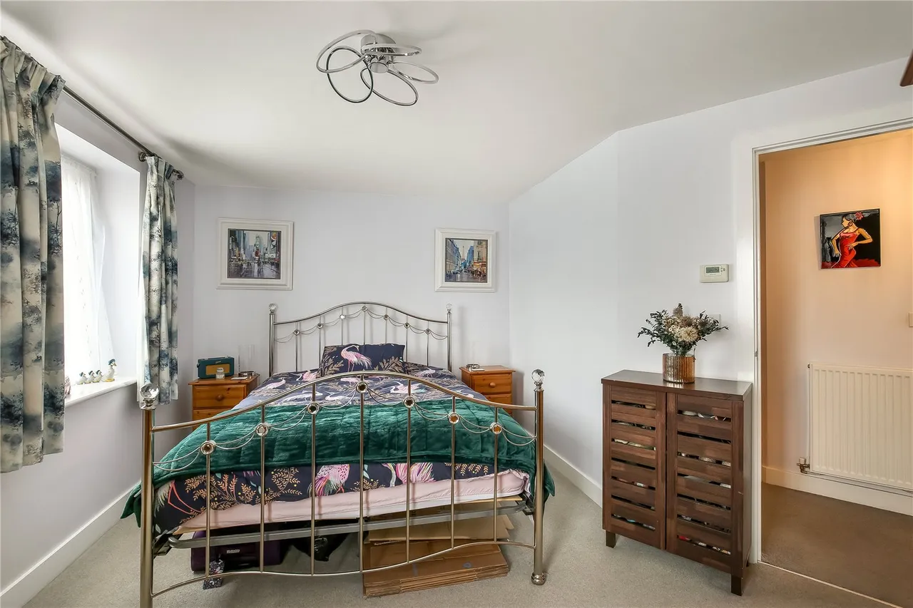 Davies Road, Longhedge, Wiltshire, SP4 6SF, photo 5