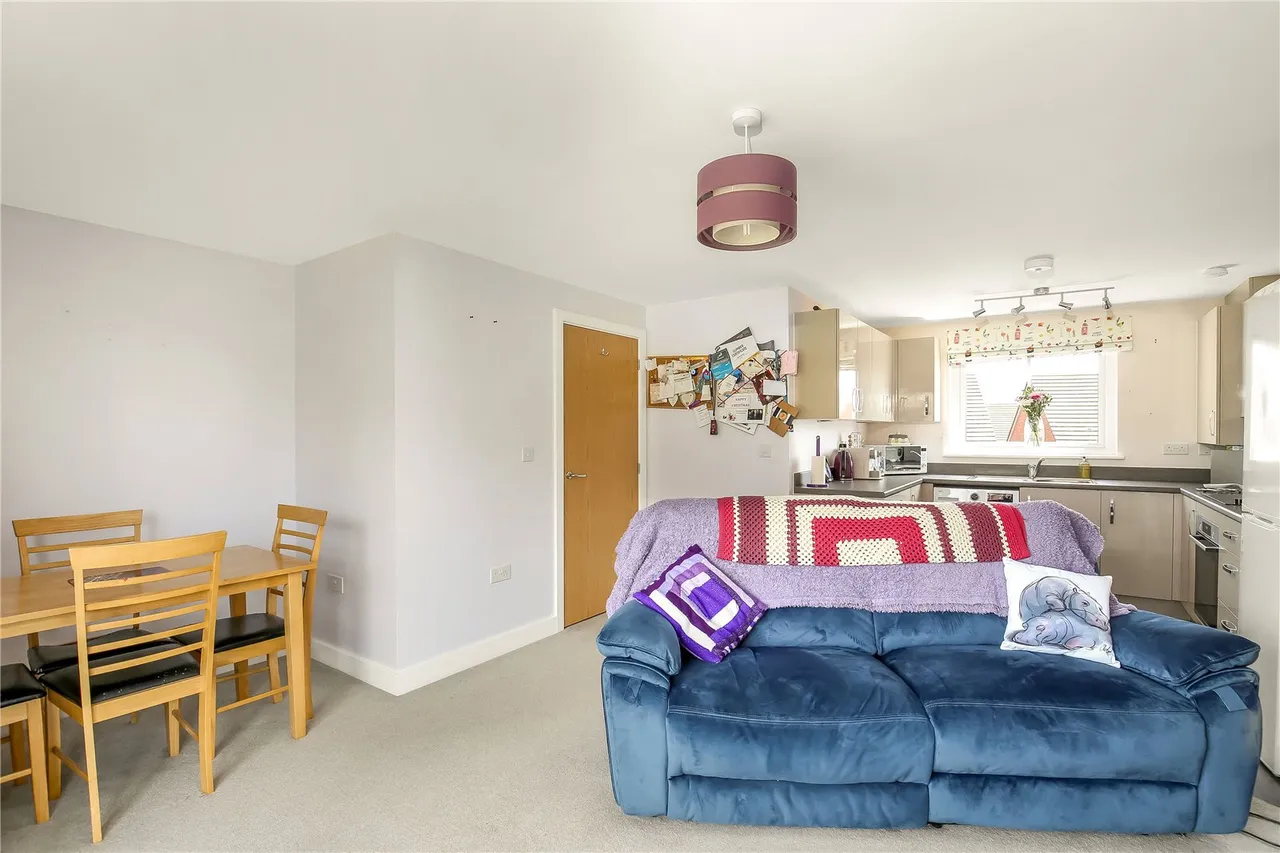 Davies Road, Longhedge, Wiltshire, SP4 6SF, photo 4