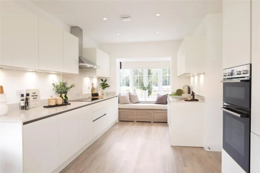 Off Worting Road, Basingstoke, RG23, photo 4