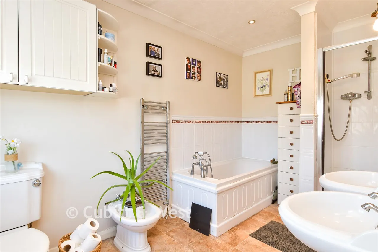 Worthing Road, Rustington, BN16, photo 11