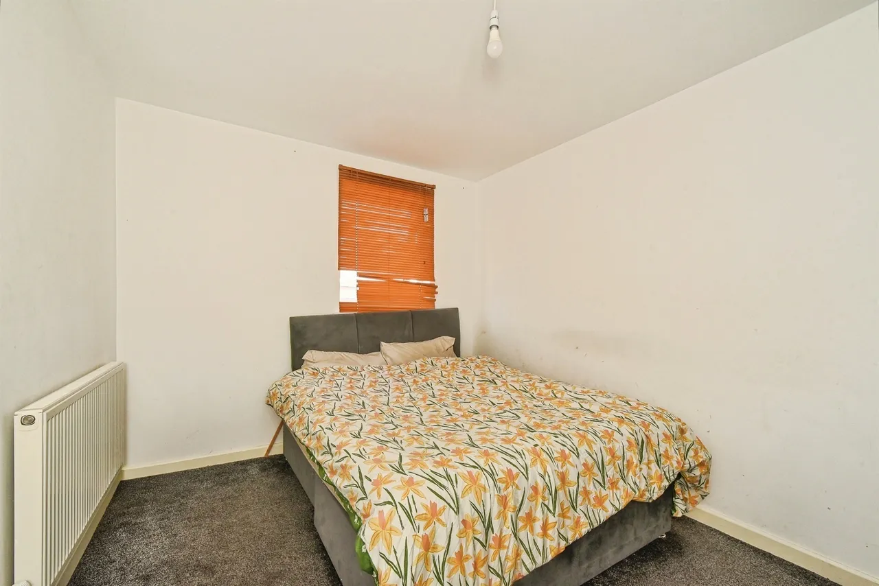 Lilac Court, Swindon, SN2, photo 8