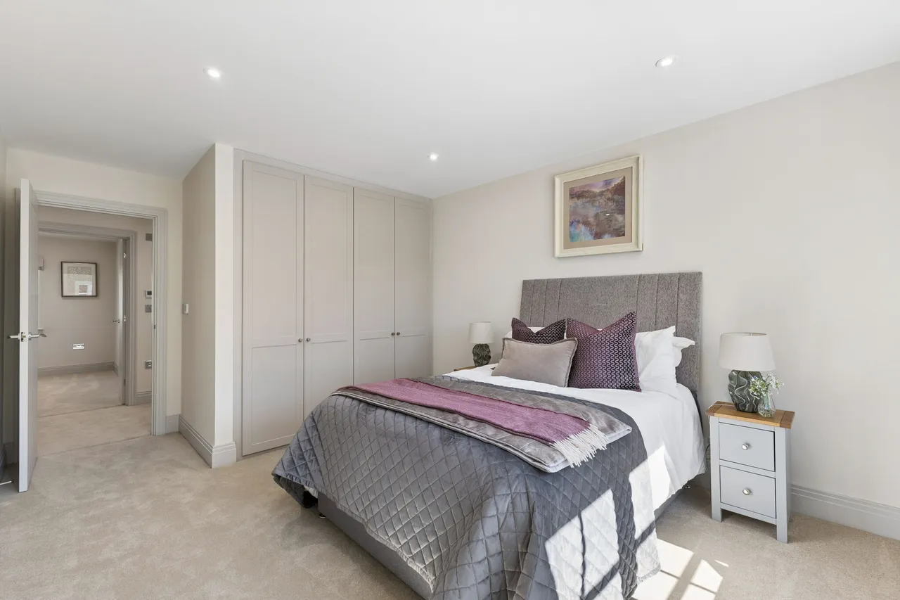 Bramall Place, Bowling Alley, GU10, photo 9