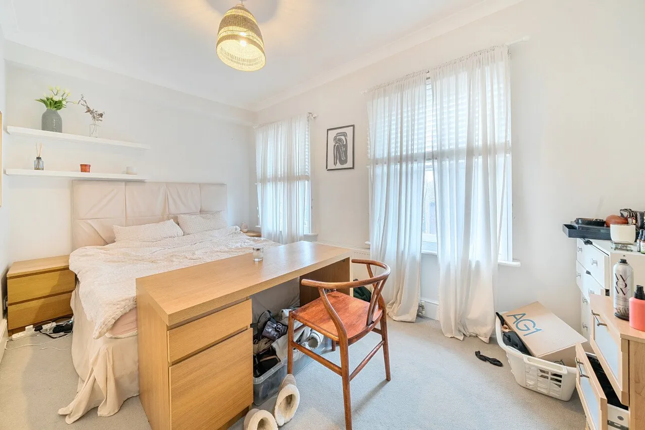 Queenstown Road, Battersea, London, SW8, photo 8