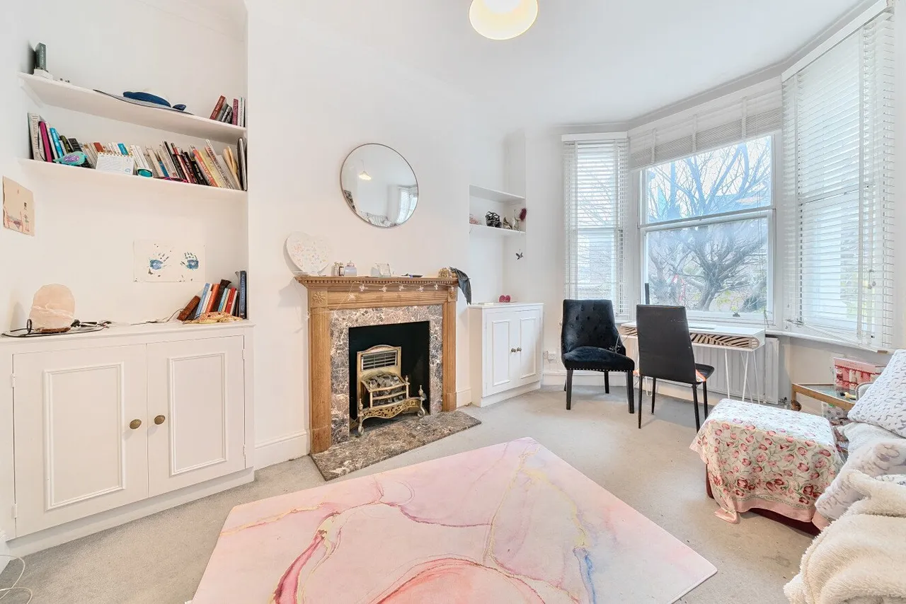 Queenstown Road, Battersea, London, SW8, photo 10