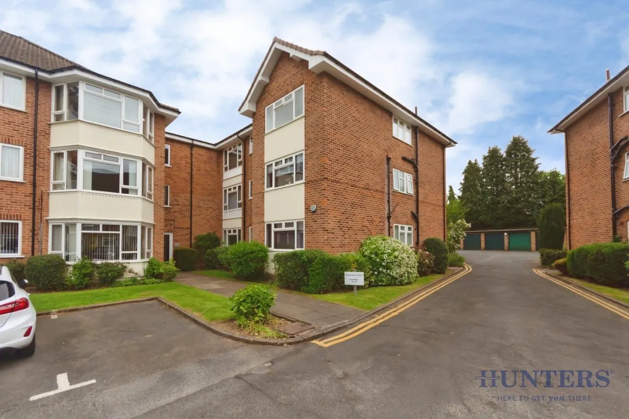 2 bed flat for sale — Grange Road, Solihull