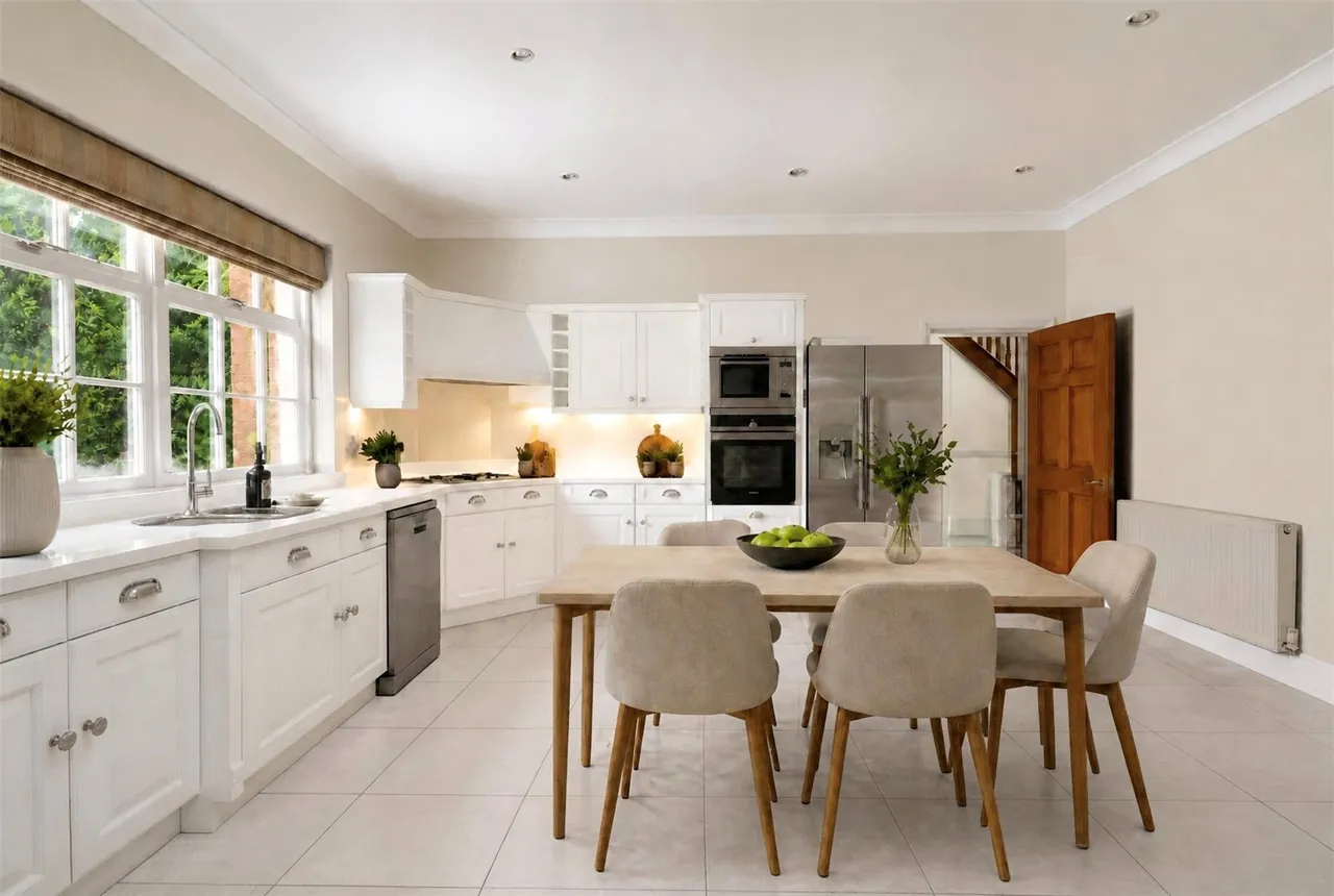 Cavendish Road, Weybridge, KT13, photo 3