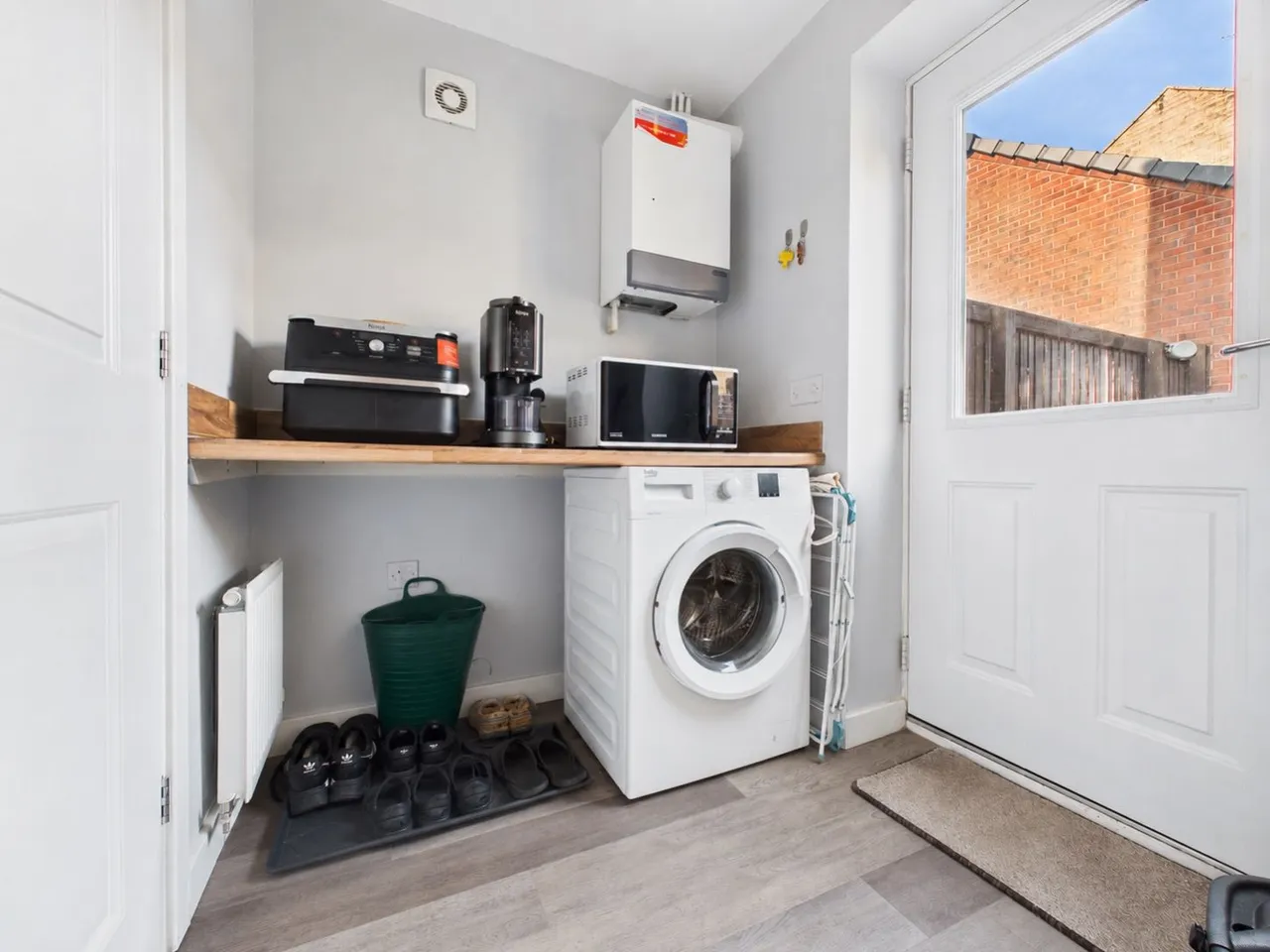 Hare Hill Road, Hyde, SK14, photo 9