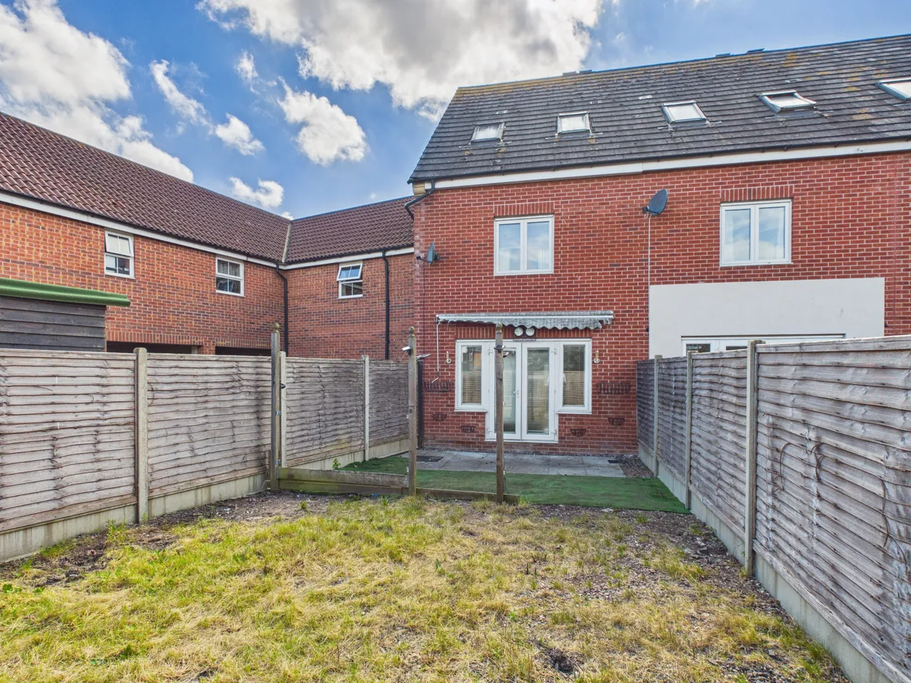 Viscount Square, Bridgwater, TA6, photo 10