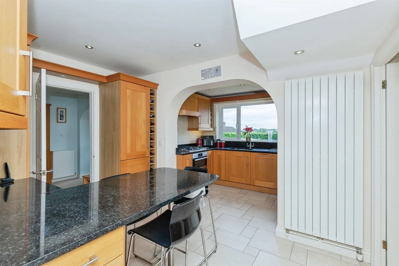 Marston Close, Oadby, LE2, photo 5