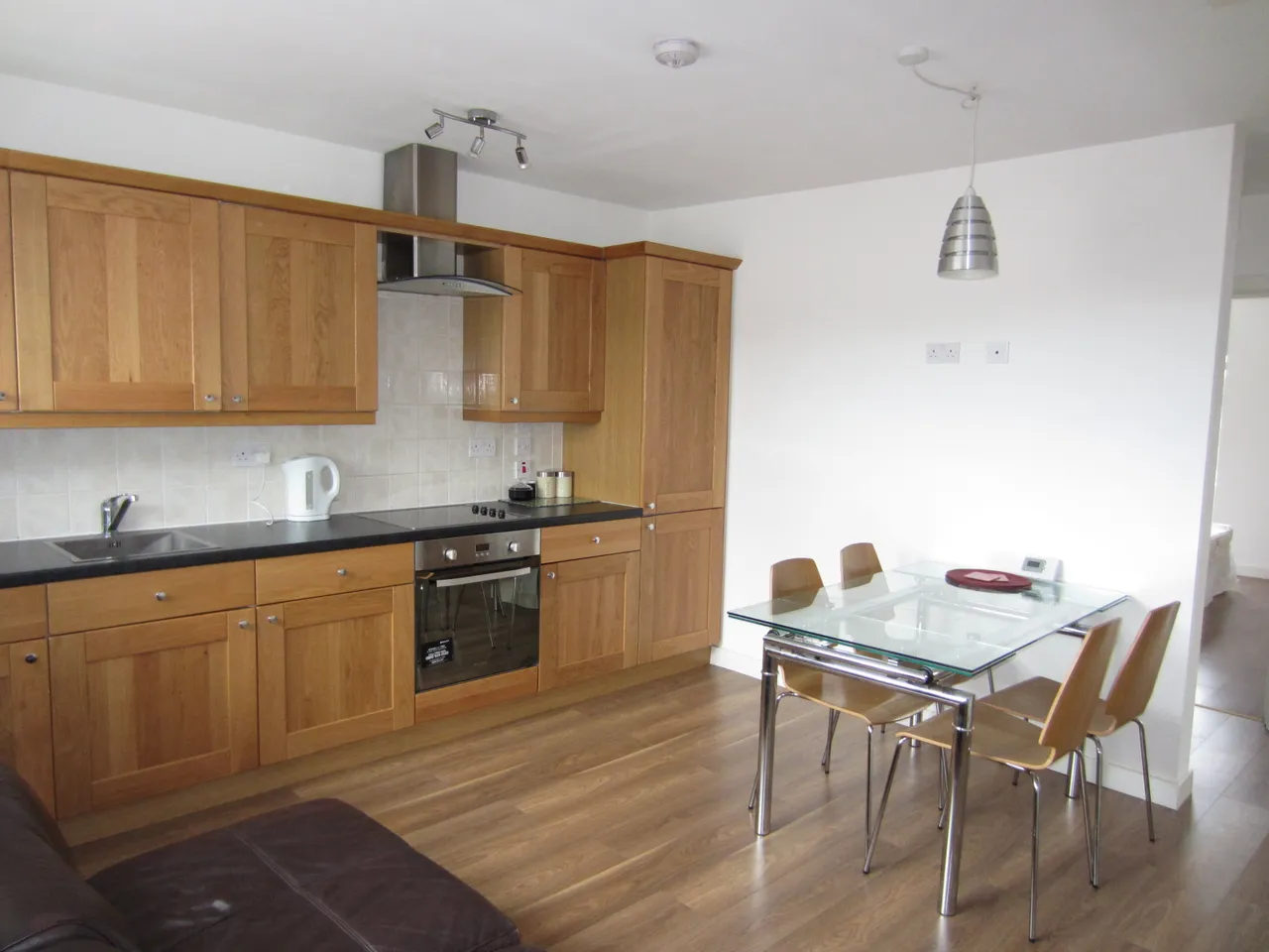 Fraser Place, Top Floor Whole, AB25, photo 4