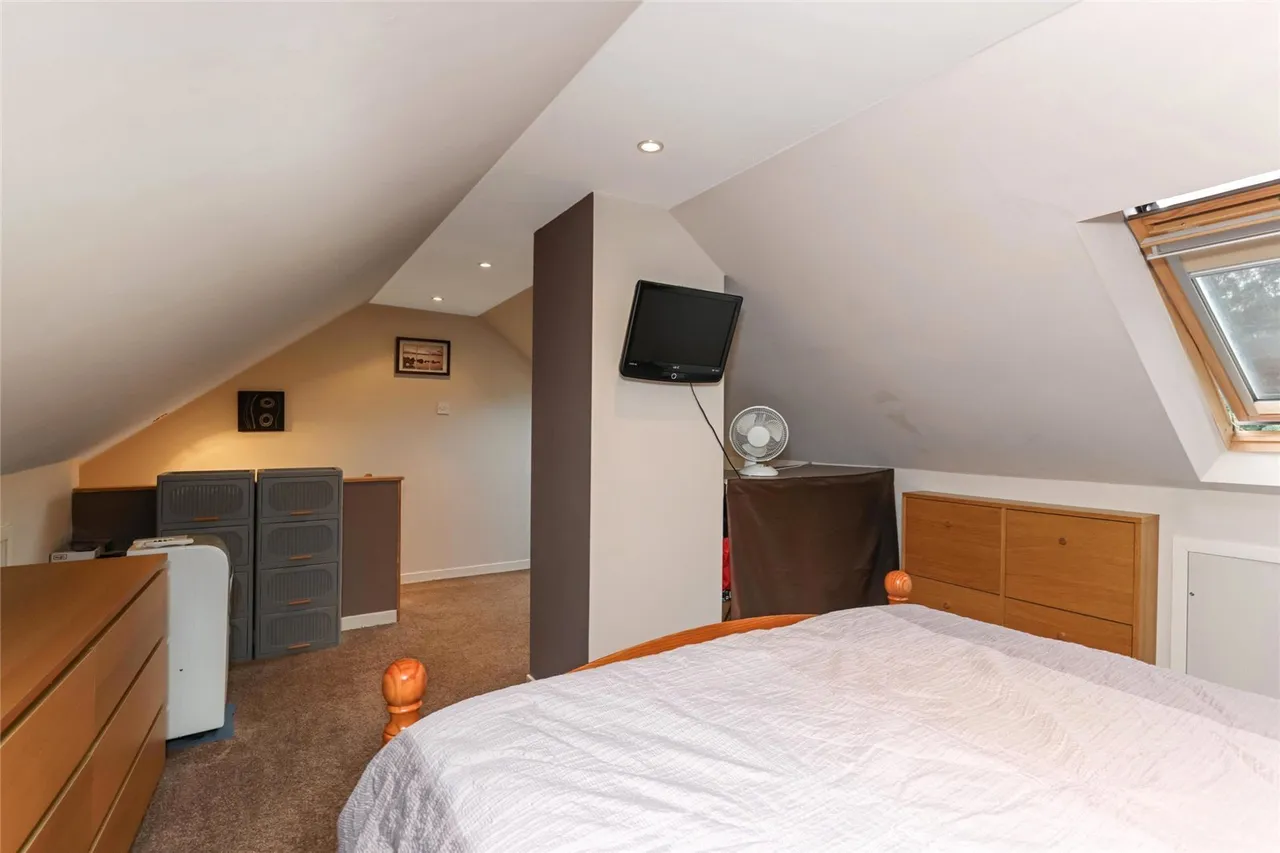 Clydesdale Avenue, Hamilton, South Lanarkshire, ML3, photo 15