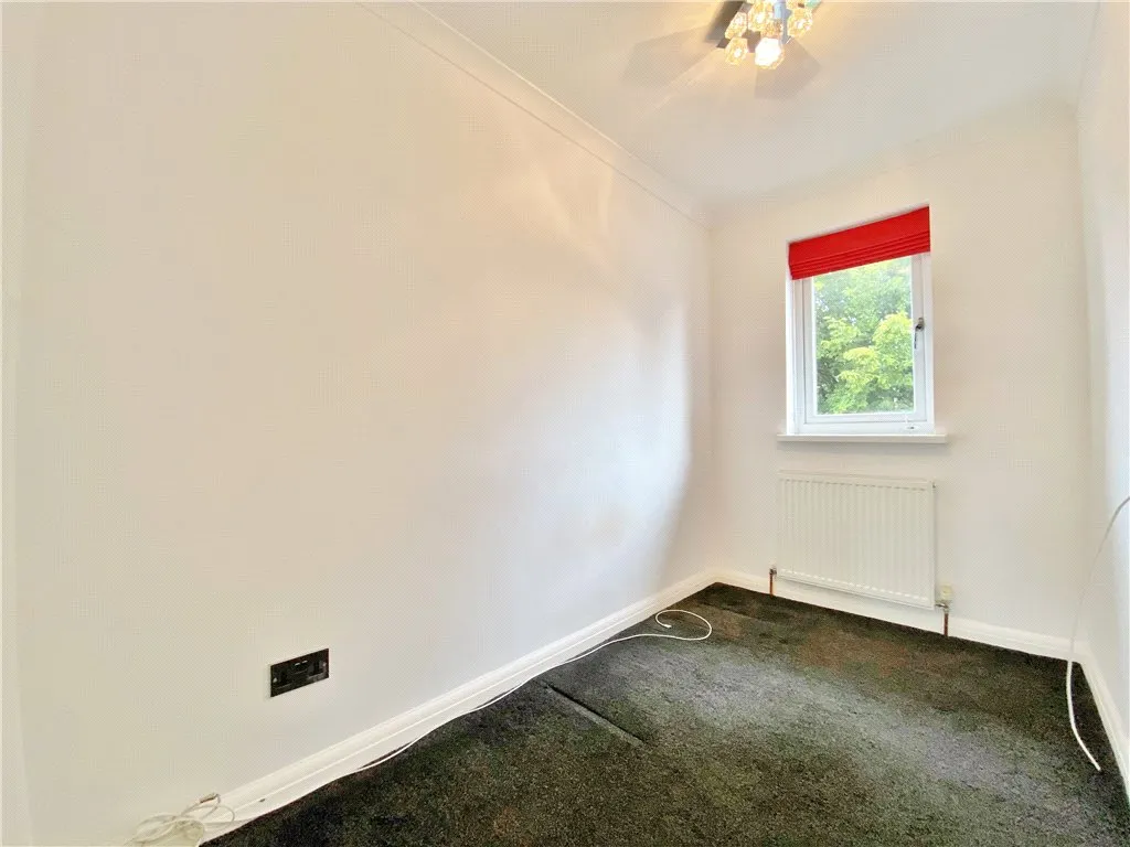 Benham Gardens, Hounslow, TW4, photo 8