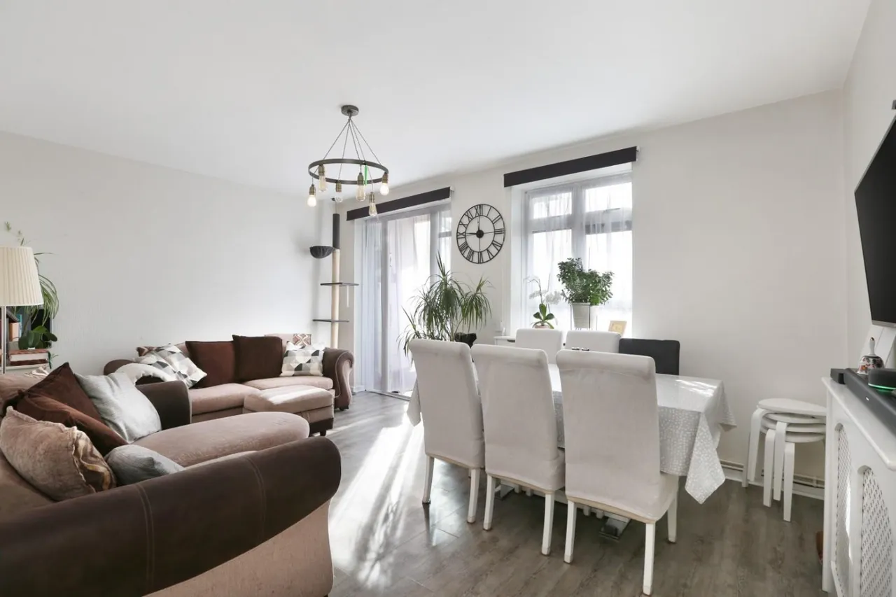 3 bed flat for sale — Lordship Lane, London