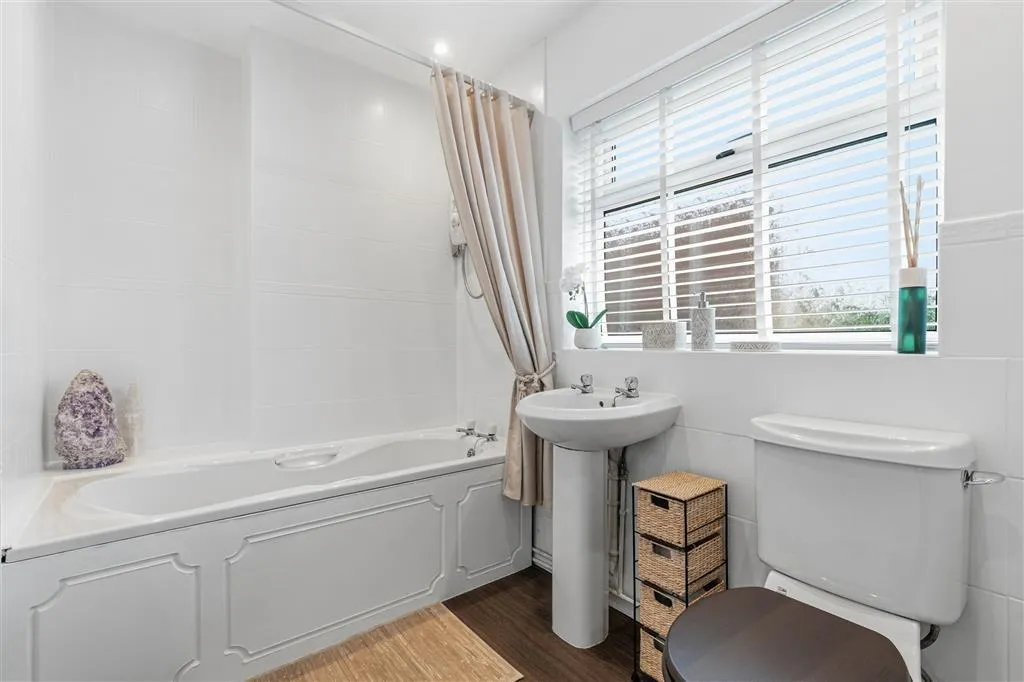 Cherry Orton Road, Peterborough, PE2, photo 12