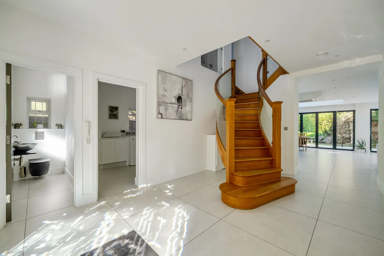 Orchehill Avenue, Gerrards Cross, SL9, photo 11