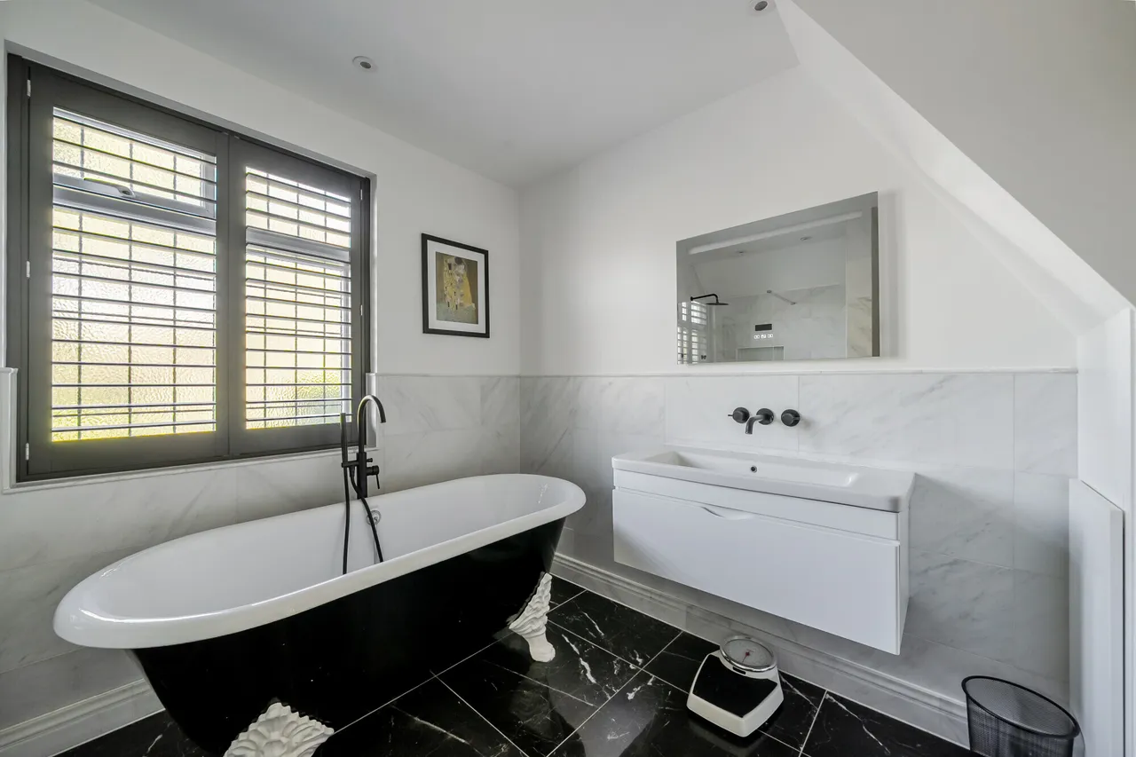 Orchehill Avenue, Gerrards Cross, SL9, photo 15