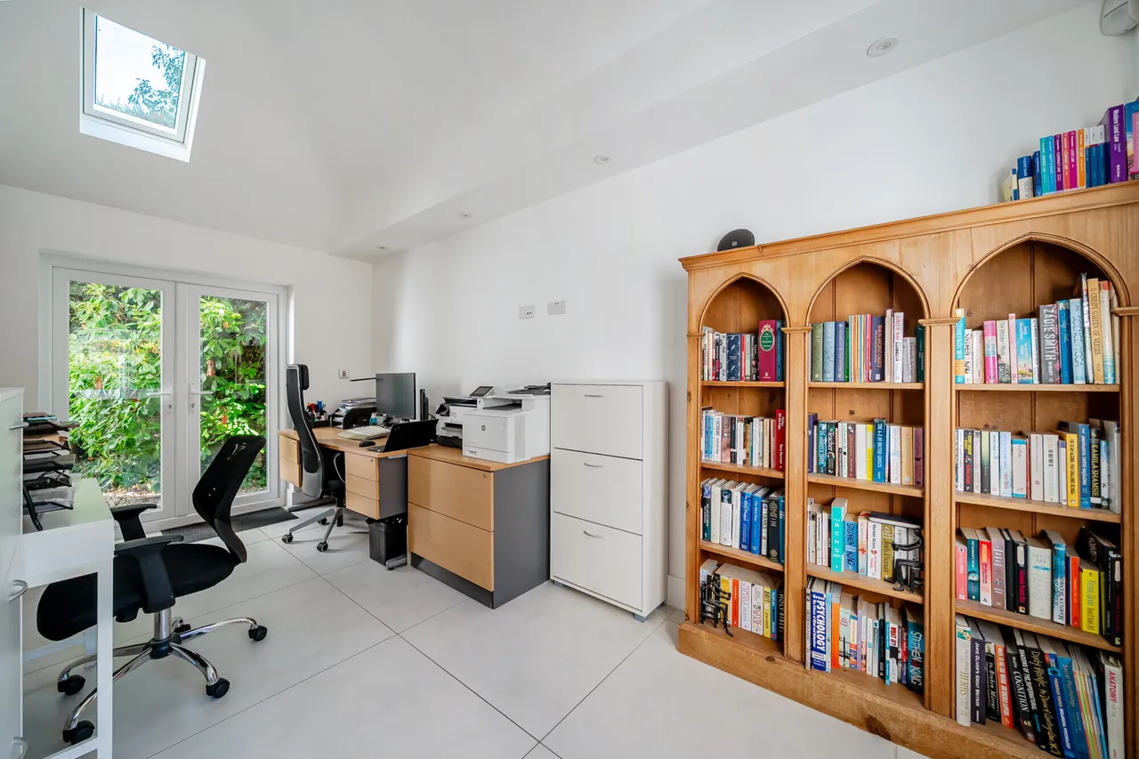 Orchehill Avenue, Gerrards Cross, SL9, photo 12