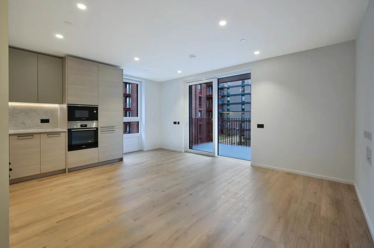 Bowline House, Heron Wharf, E14, photo 2