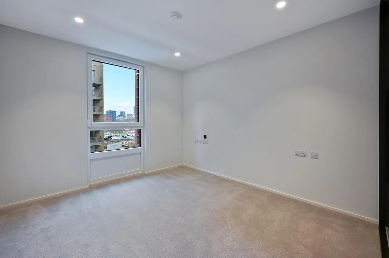 Bowline House, Heron Wharf, E14, photo 9