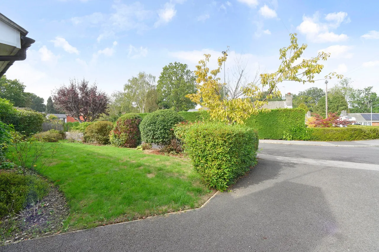 Grange Park, Cranleigh, GU6, photo 11