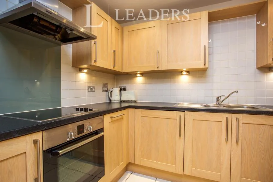 William Booth Place, Woking, GU21, photo 4