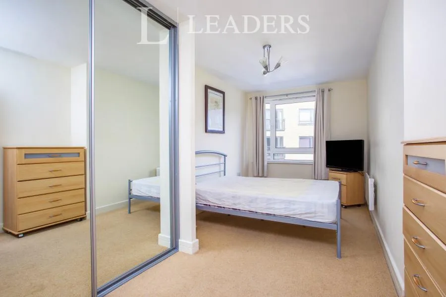 William Booth Place, Woking, GU21, photo 6