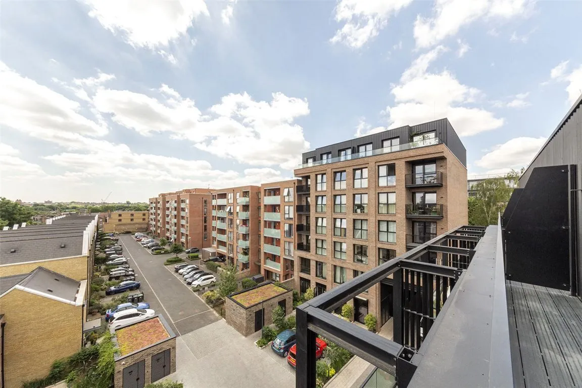Lawrence Road, Seven Sisters, photo 8